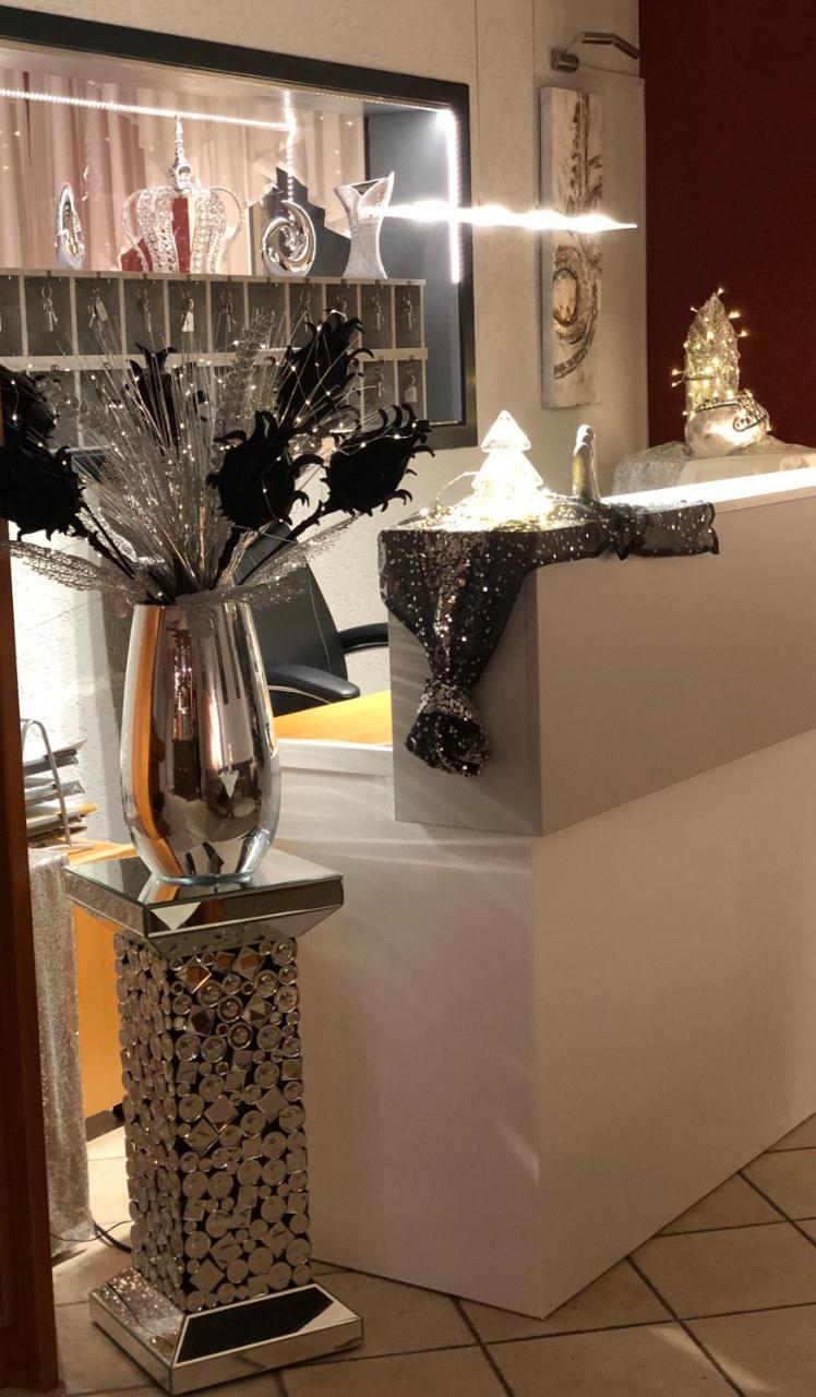 & Restaurant Blume *